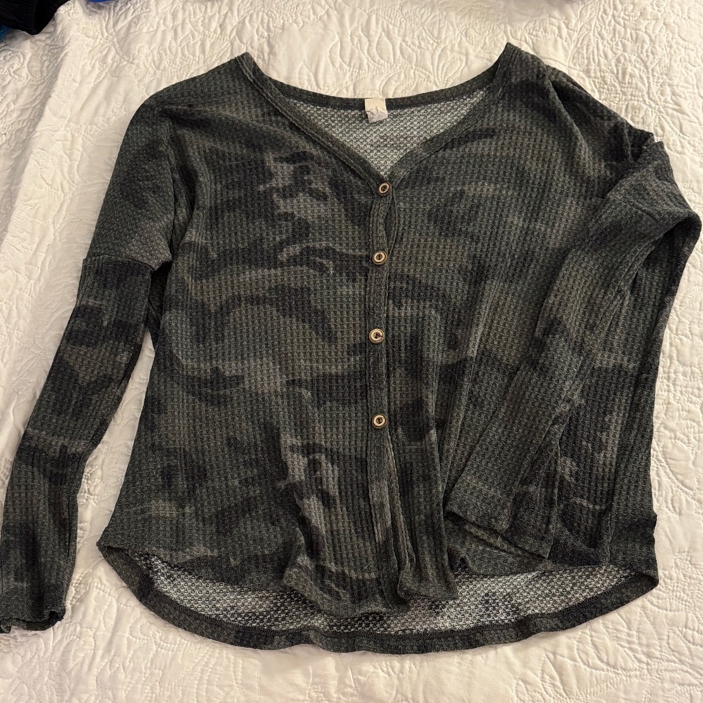 7th Ray Gray Camouflage Button-Down Shirt